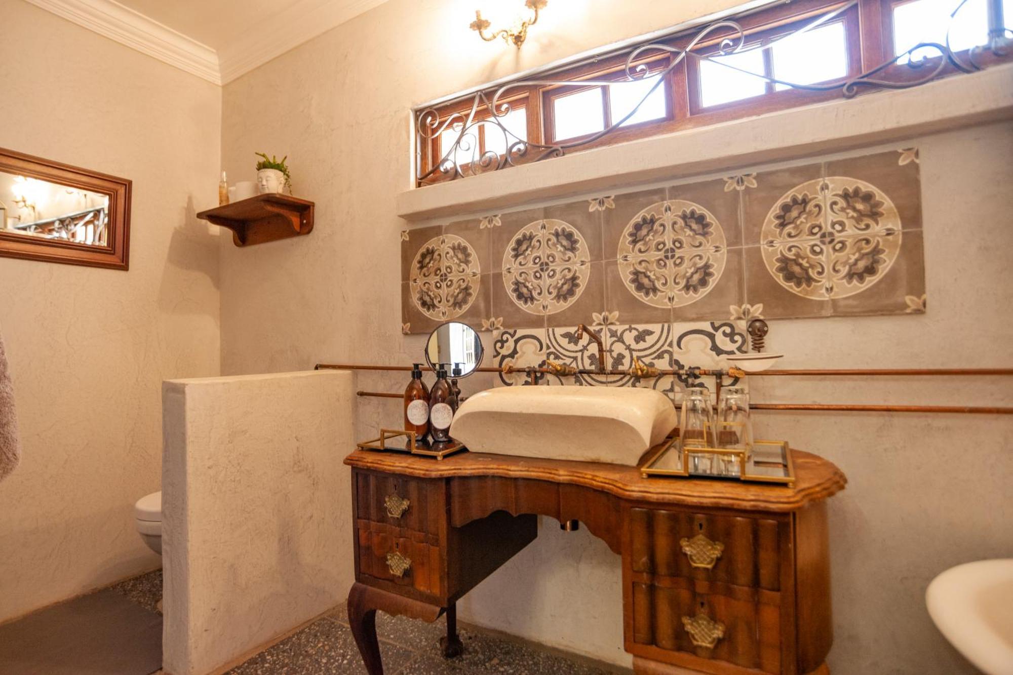 Oak View Manor Hotel Хайделберг Екстериор снимка